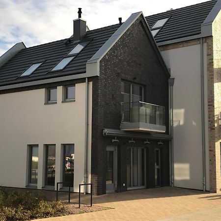 Ostsee - Appartement Nr 87 "Kapitaens Koje" Im Strand Resort Heiligenhafen Kültér fotó